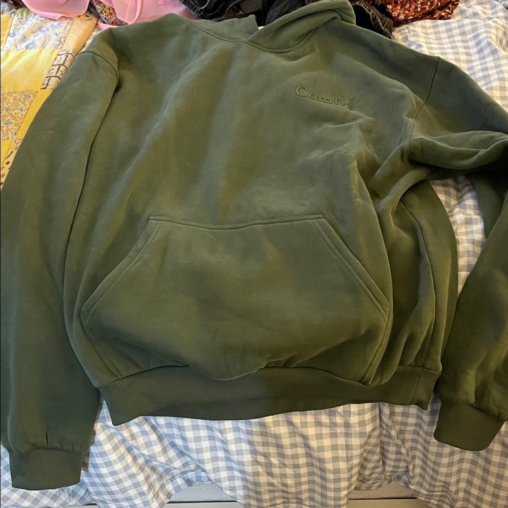 Comfrt Green Hoodie with Front Pocket
